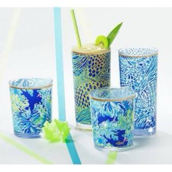Lilly Pulitzer Acrylic Lo-Ball Glasses Set of 2 Wade & Sea Reusable BPA- 14.9 oz - Picture 1 of 5
